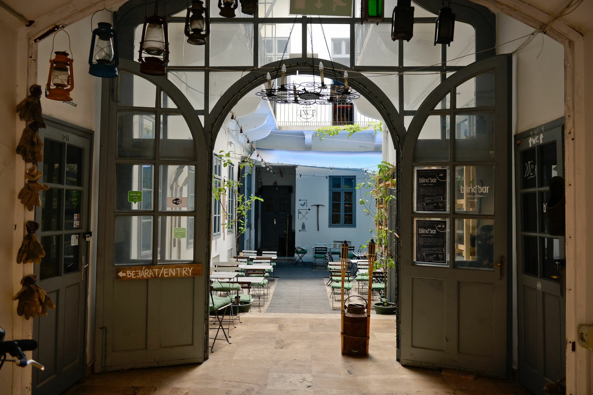Lol Boutique Hostel City Center Budapest Exterior photo